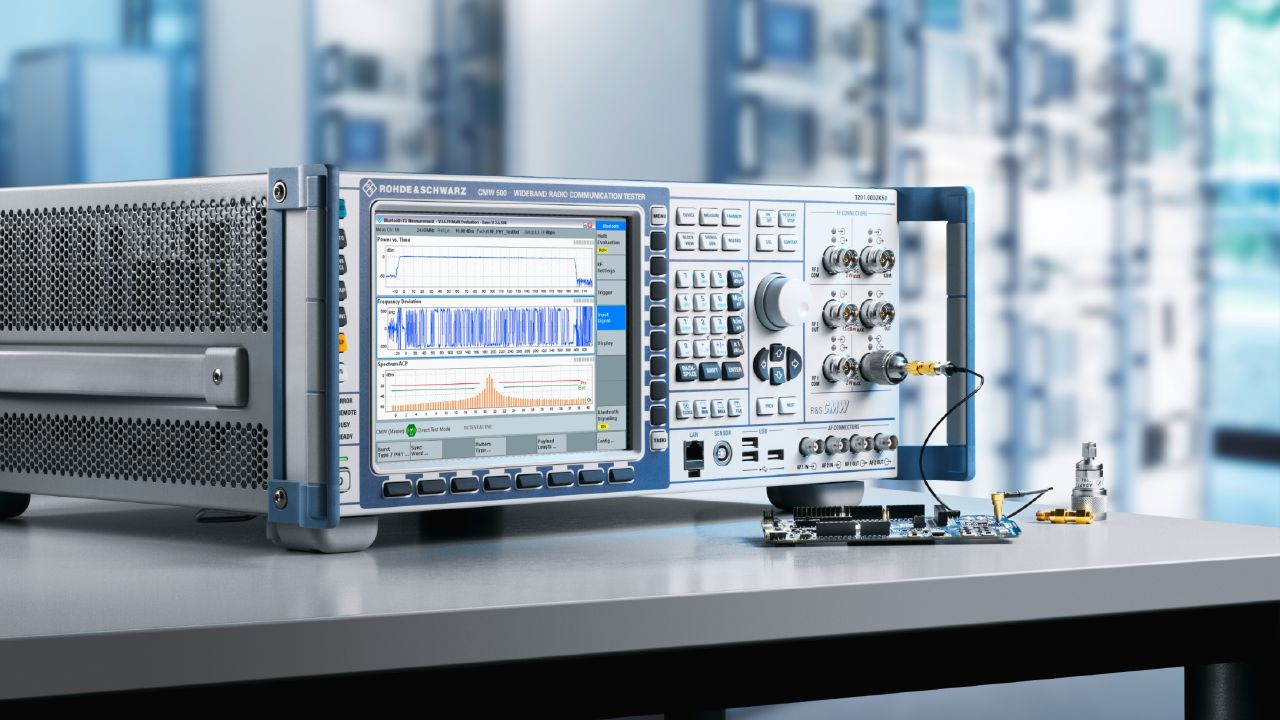 R&SCMW500 寬頻無線通訊測試儀（多協定，LTE / NB-IoT / WLAN / Bluetooth） 角度 4
