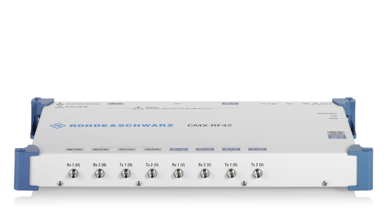 R&SCMX-RF42 主動式射頻前端（44 GHz，5G mmWave 載波聚合） 角度 2