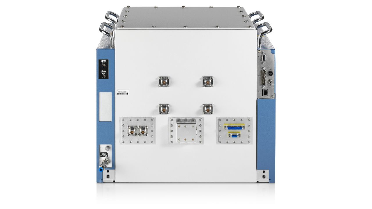 R&STS7124 RF 屏蔽測試箱（0.3 – 18 GHz，>80 dB @ 6 GHz） 角度 4